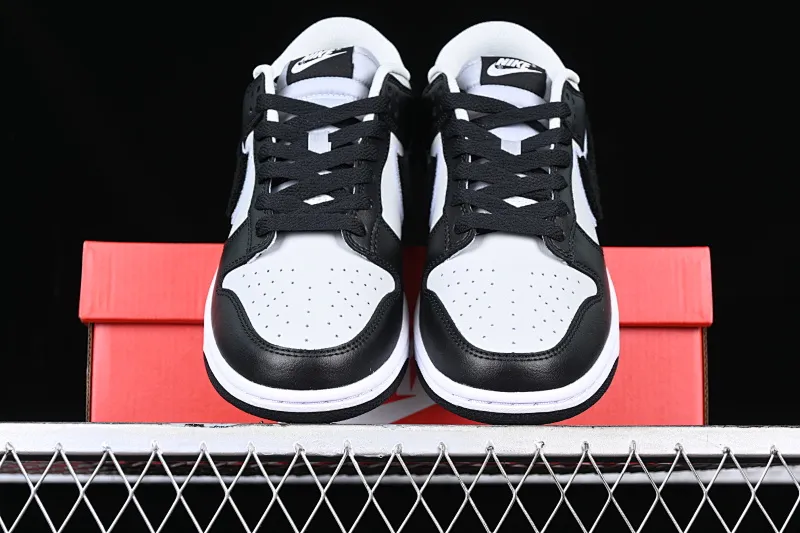 All categories Nk SB Dunk series Nk SB Dunk Low low-top sneakers Nk Dunk Low "Chenille" plush black hook SB low-top sports and leisure sneakers DQ7683-001